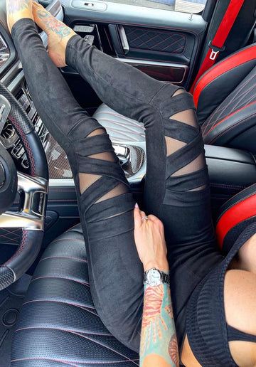 Women’s Leggings in 2025: How to Style Faux Leather, Suede & More