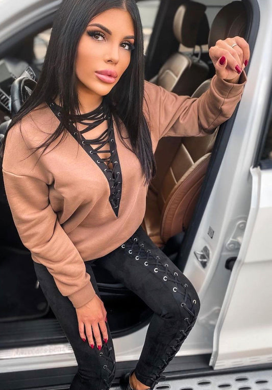 WOMEN’S SWEATSHIRT TEFFY WITH LACING — CARAMEL