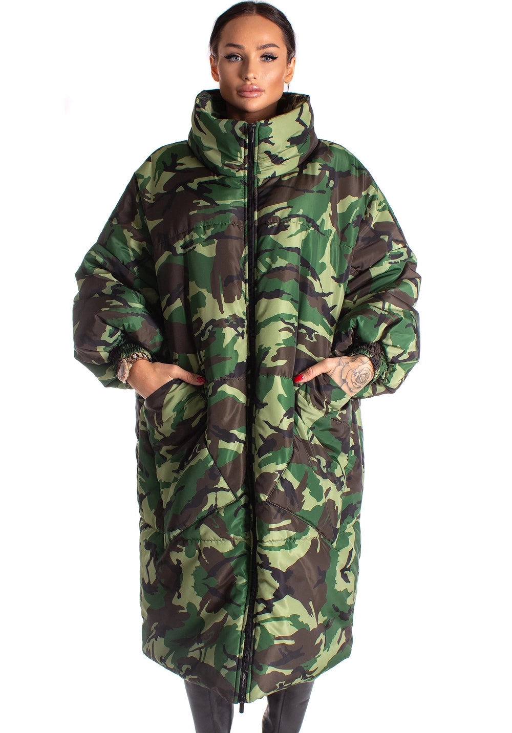 Women’s Oversized Winter Puffer Coat – Camo Queen