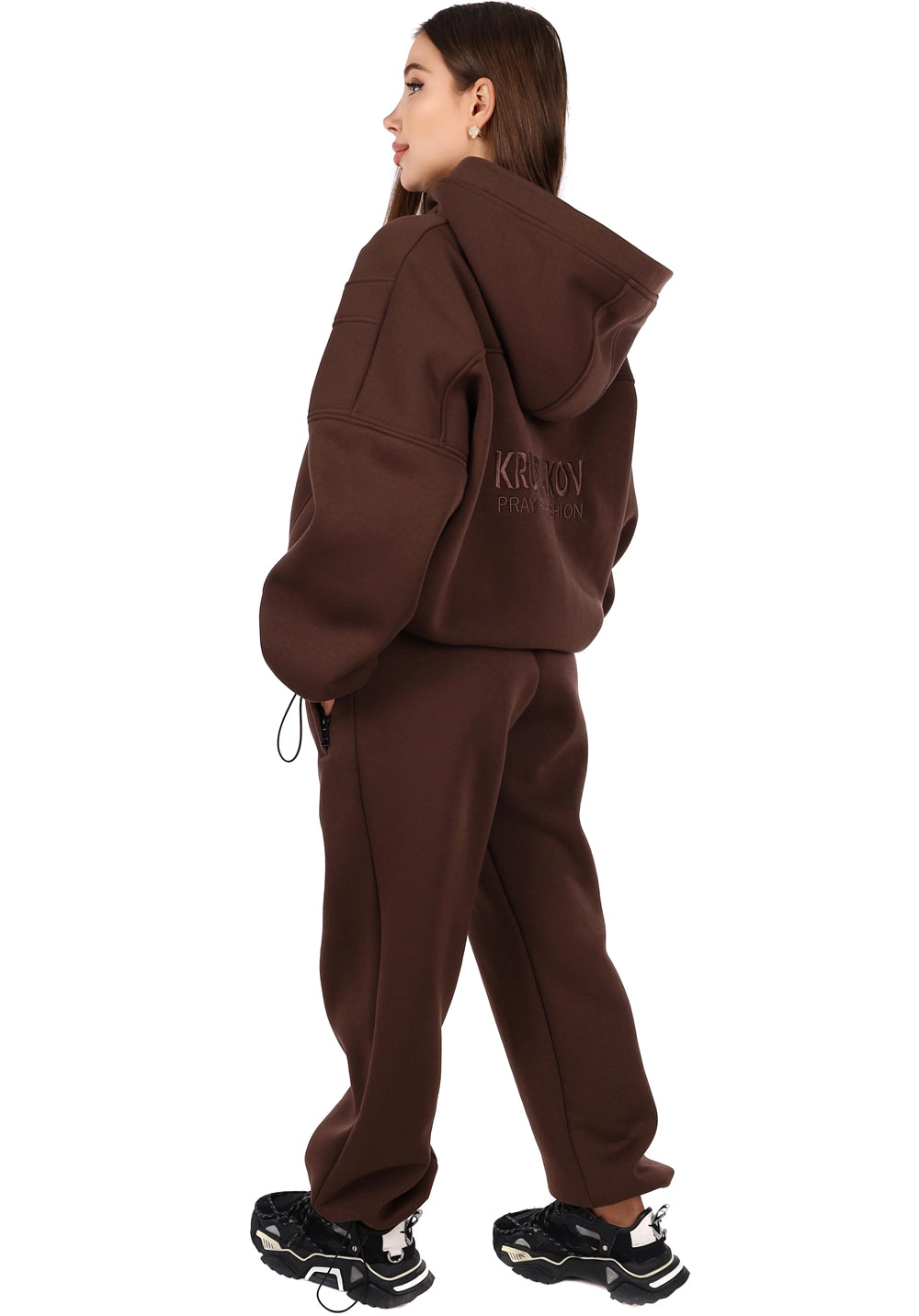 Women’s Warm Stylish Tracksuit – Erika Brown