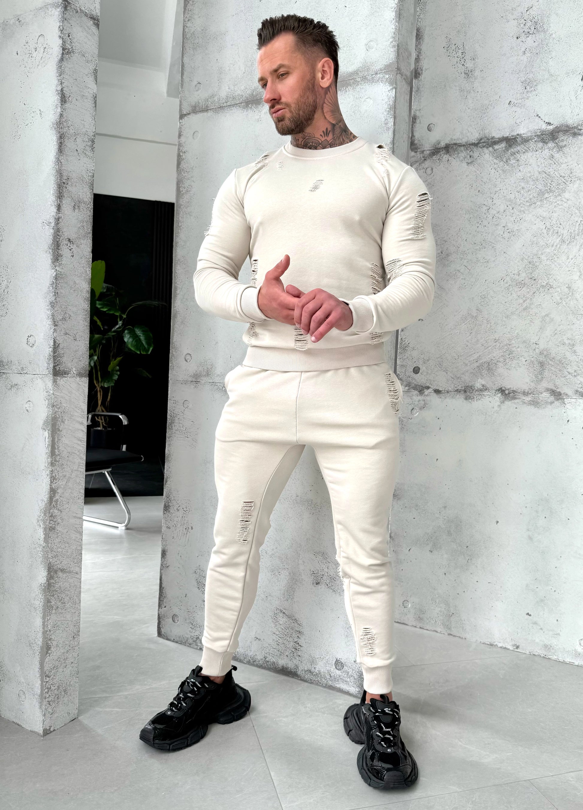 Men’s Tracksuit Aged – Cream