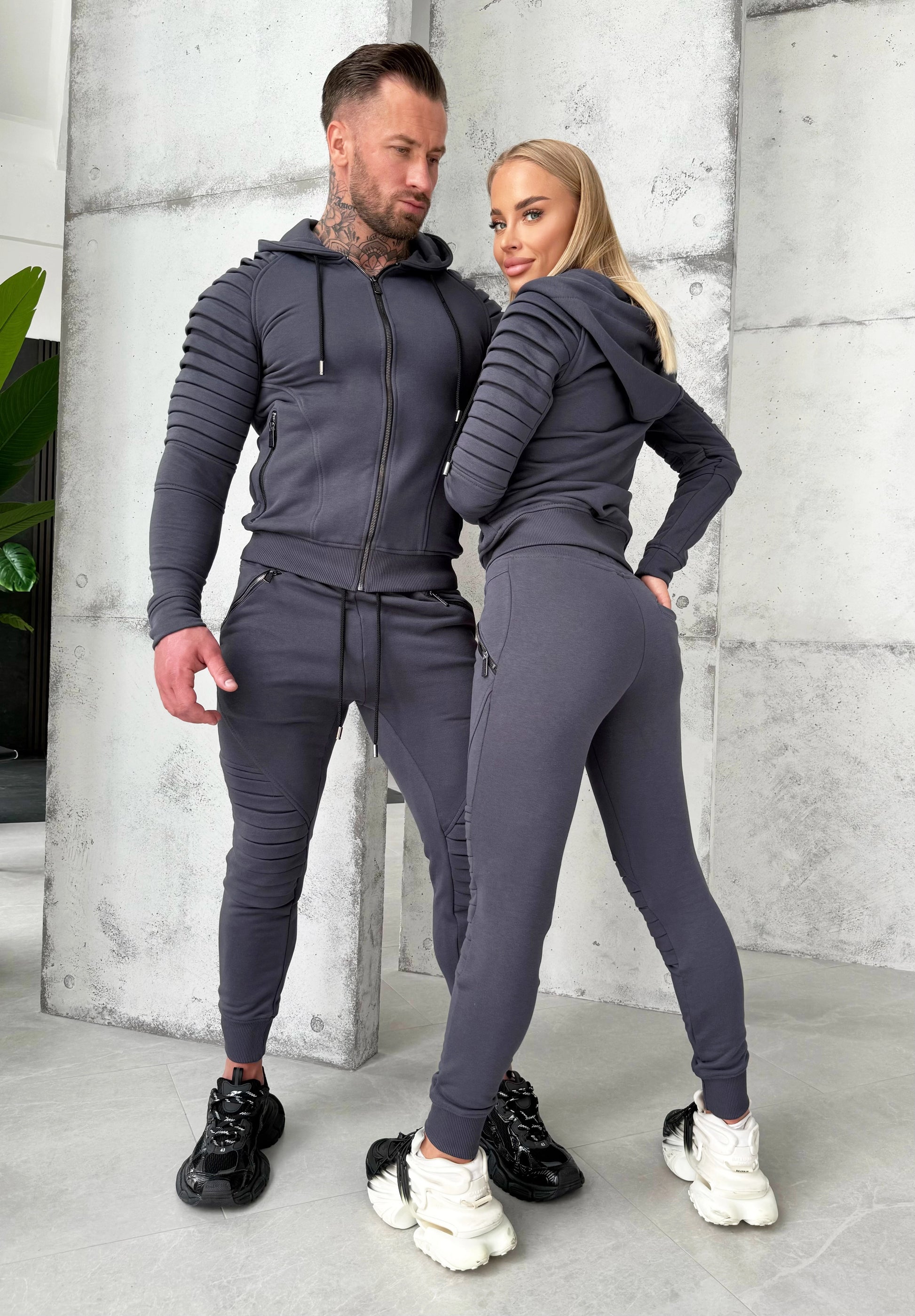 COUPLE KNIT TRACKSUITS RELIEF – GRAPHITE