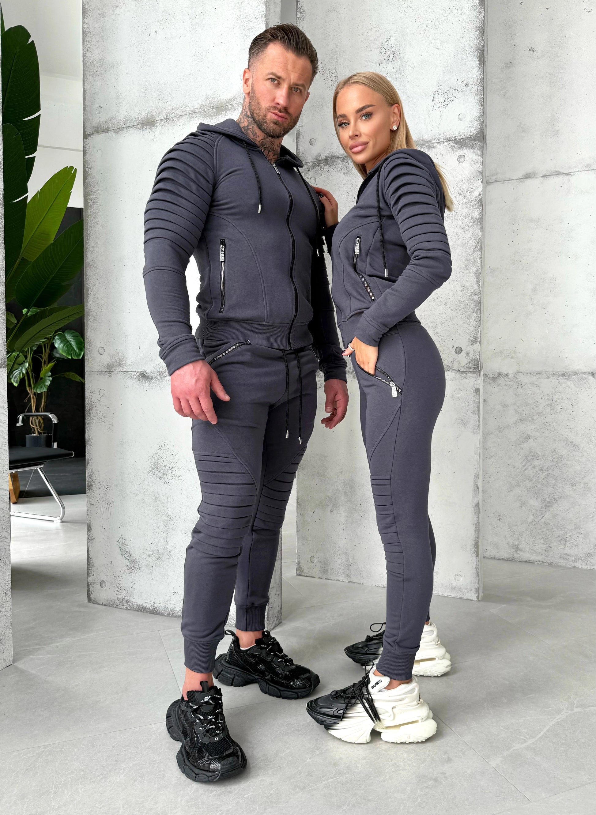 COUPLE KNIT TRACKSUITS RELIEF – GRAPHITE