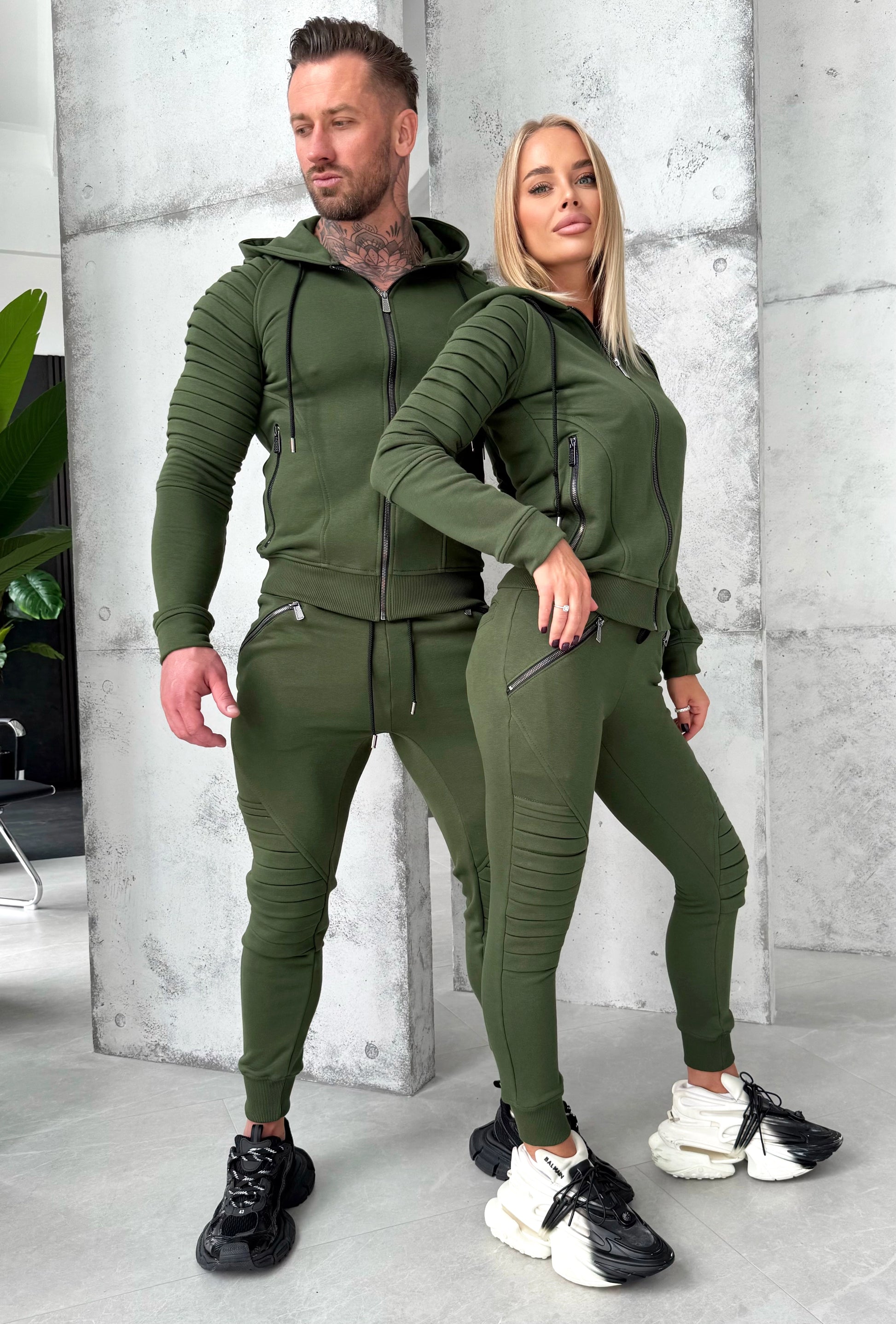 Couple Knit Tracksuits Relief – Khaki