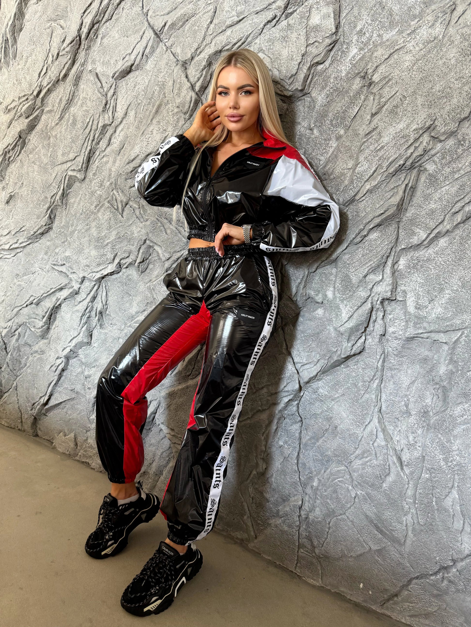 Women’s Shiny PVC Tracksuit – MNKLLY Red
