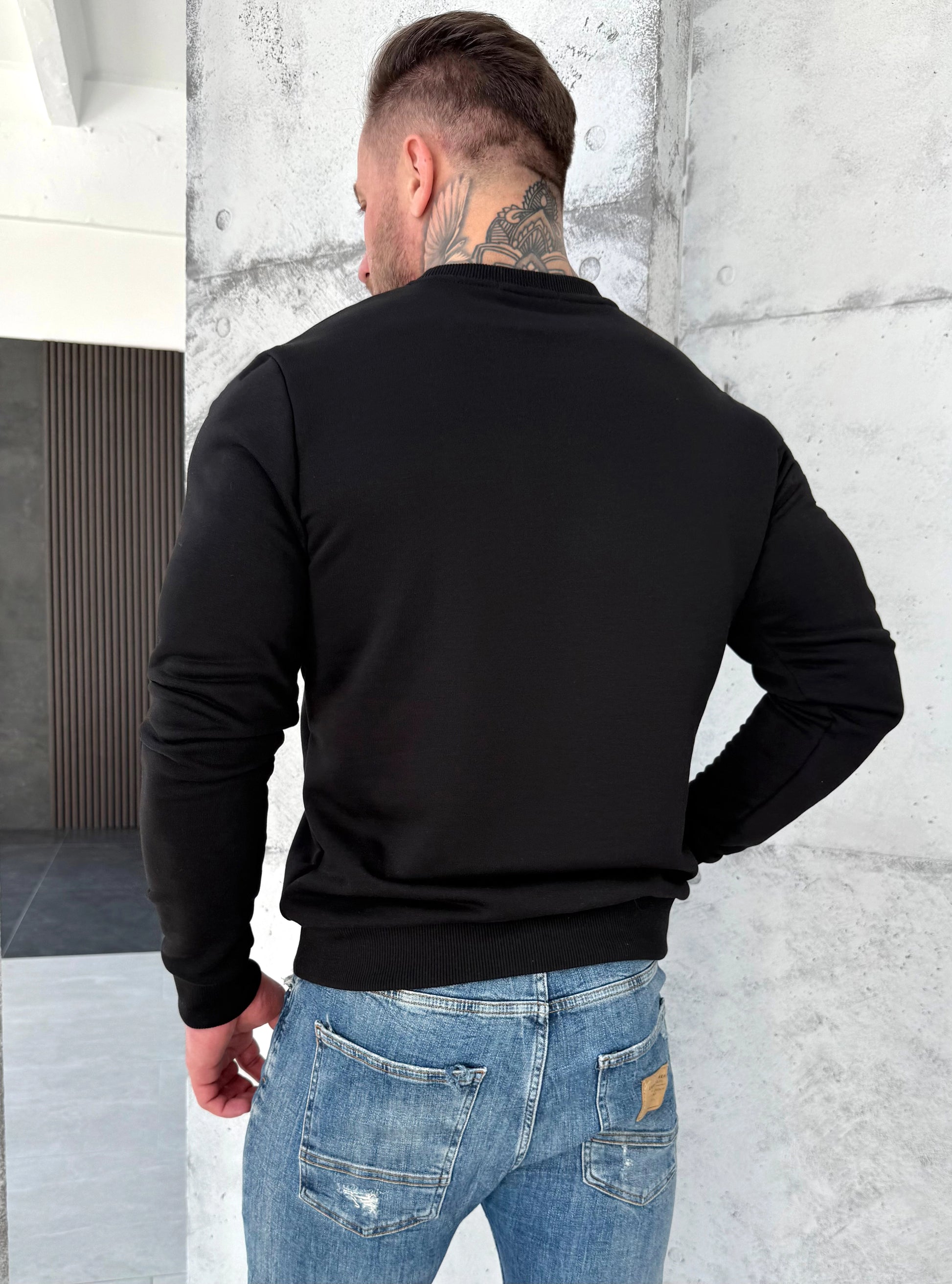 Men’s Sweatshirt Lock Up — Black
