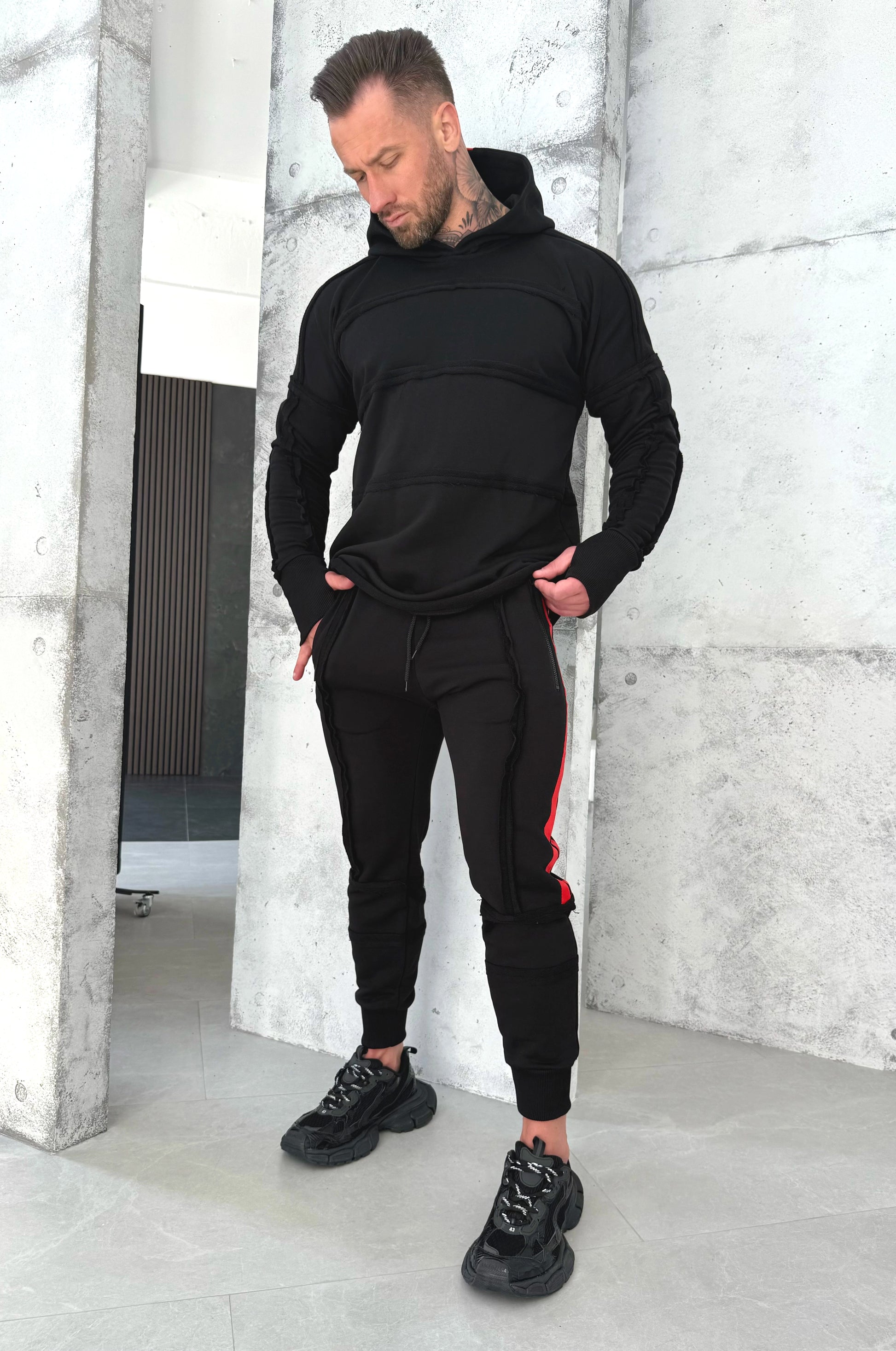 Men’s Tracksuit Hardy – Black / Red Stripe