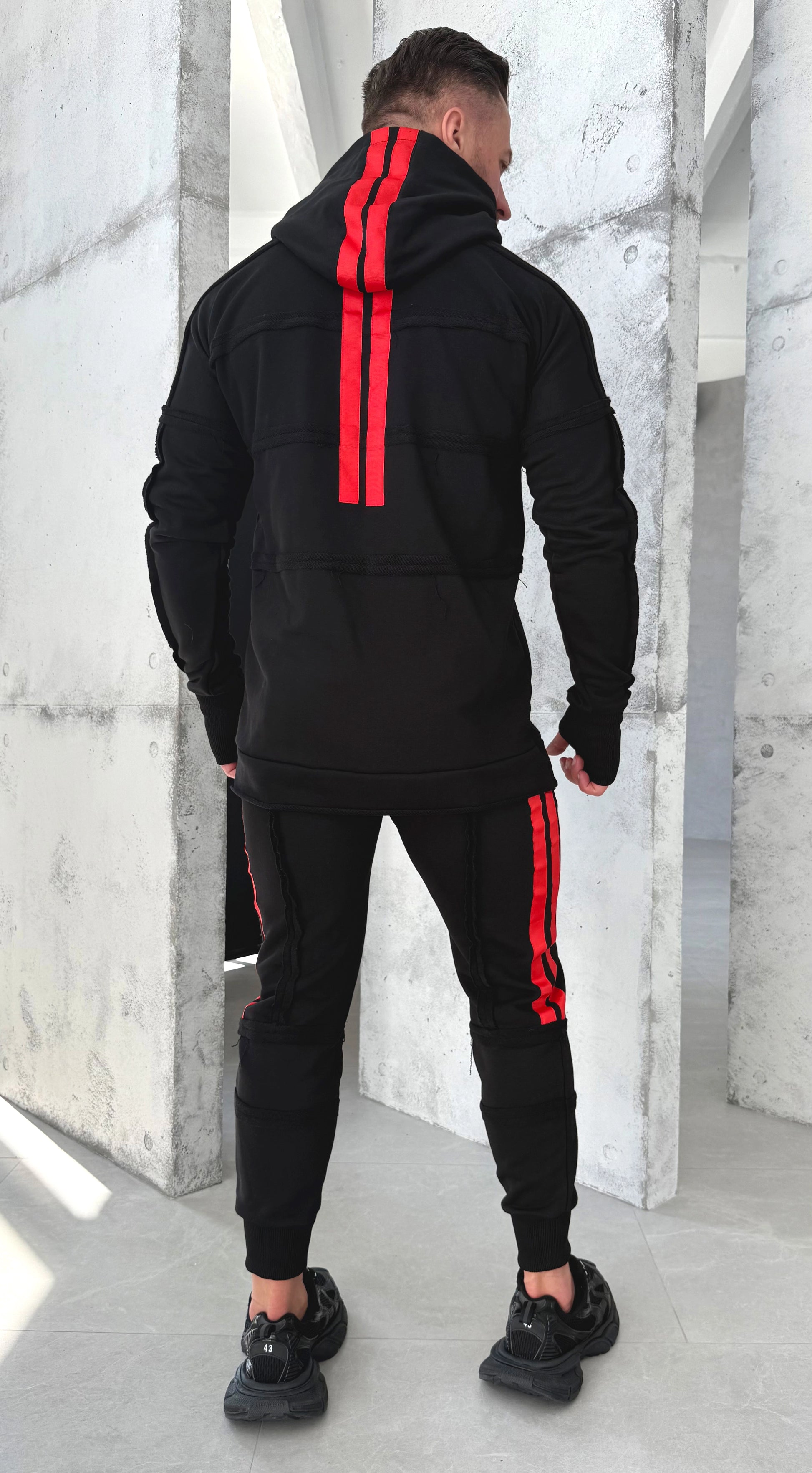 Men’s Tracksuit Hardy – Black / Red Stripe