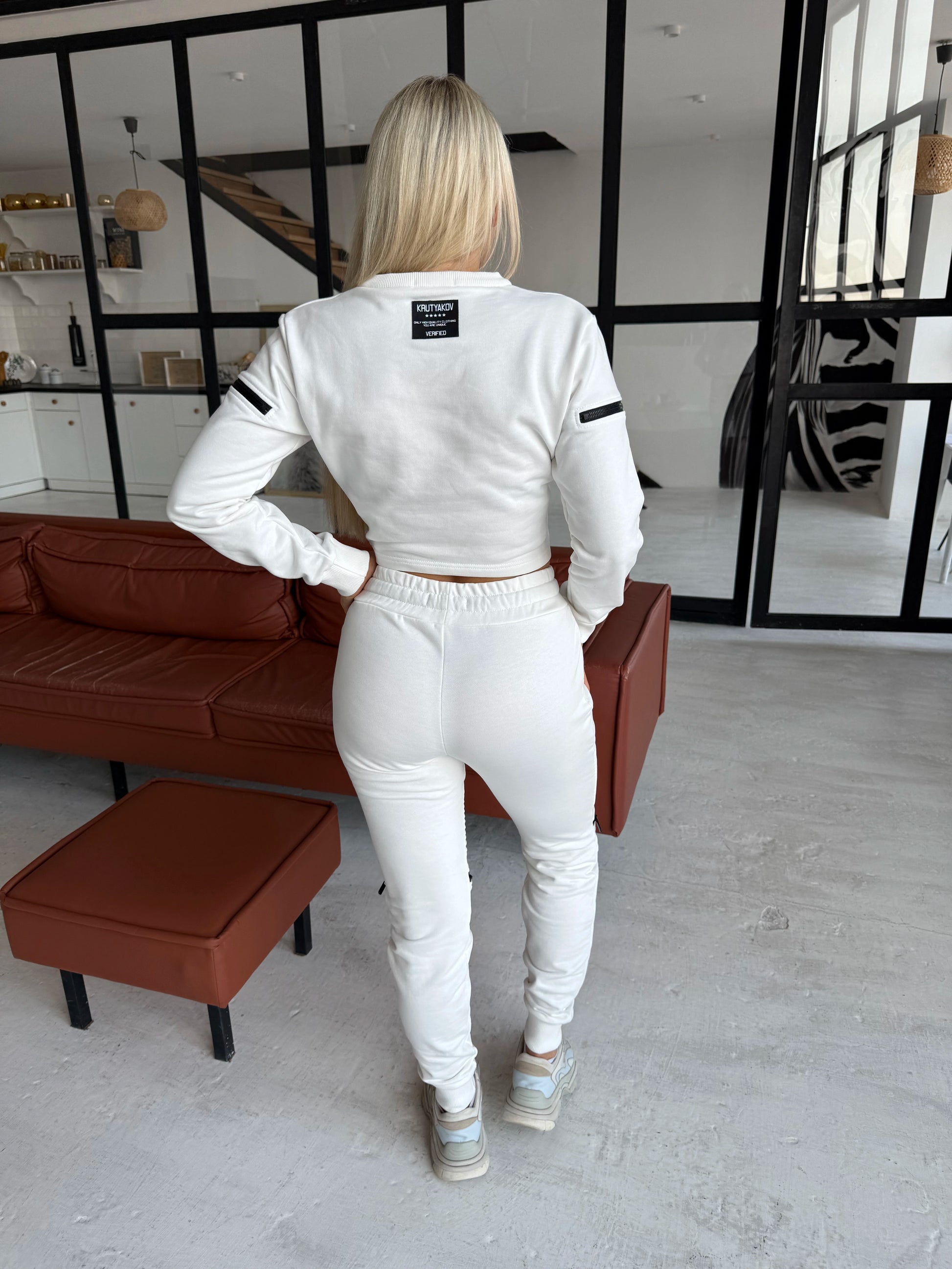 Women’s Stylish Tracksuit – Brenda White