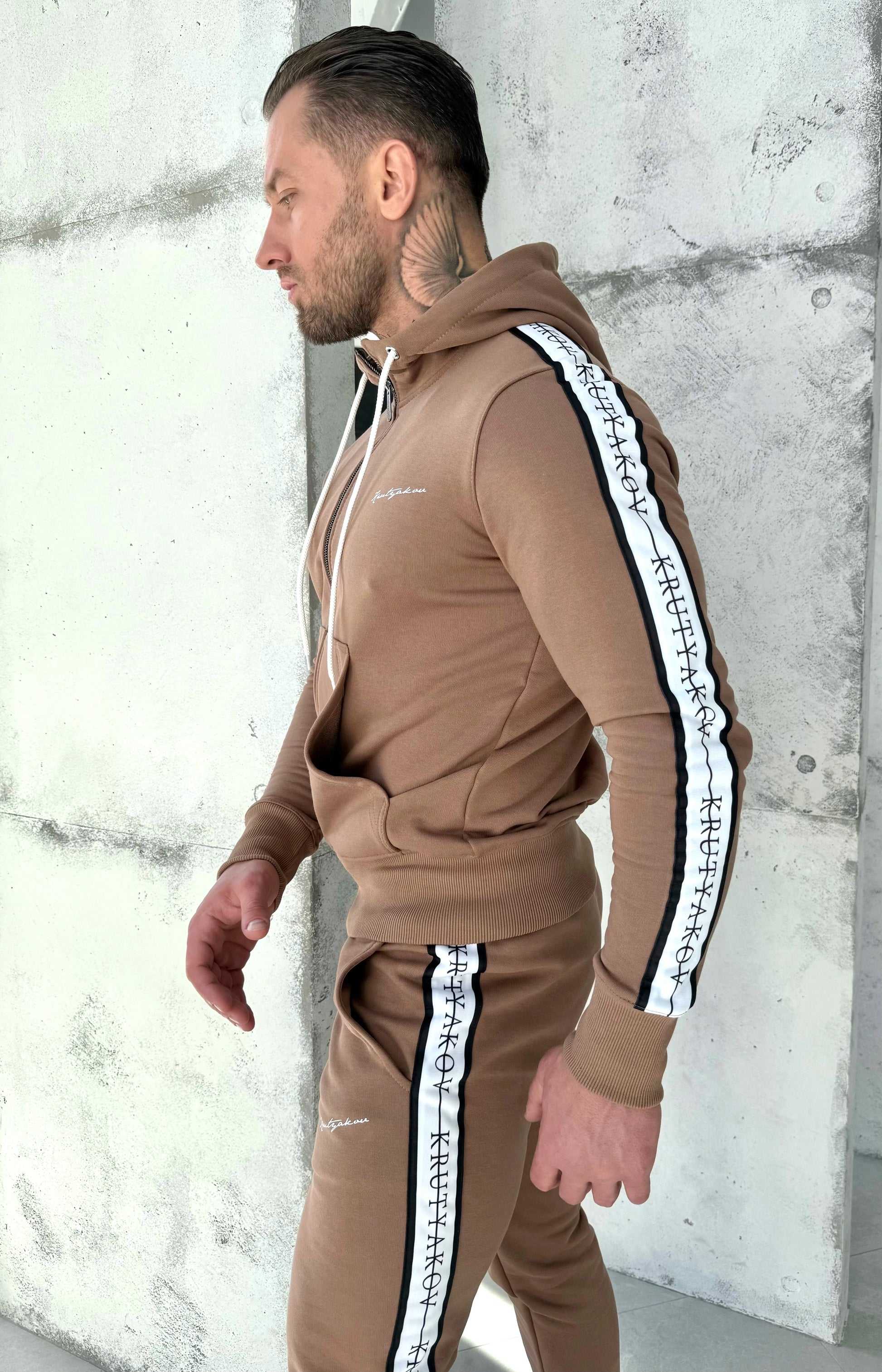Men’s Knit Tracksuit Stripes – Beige