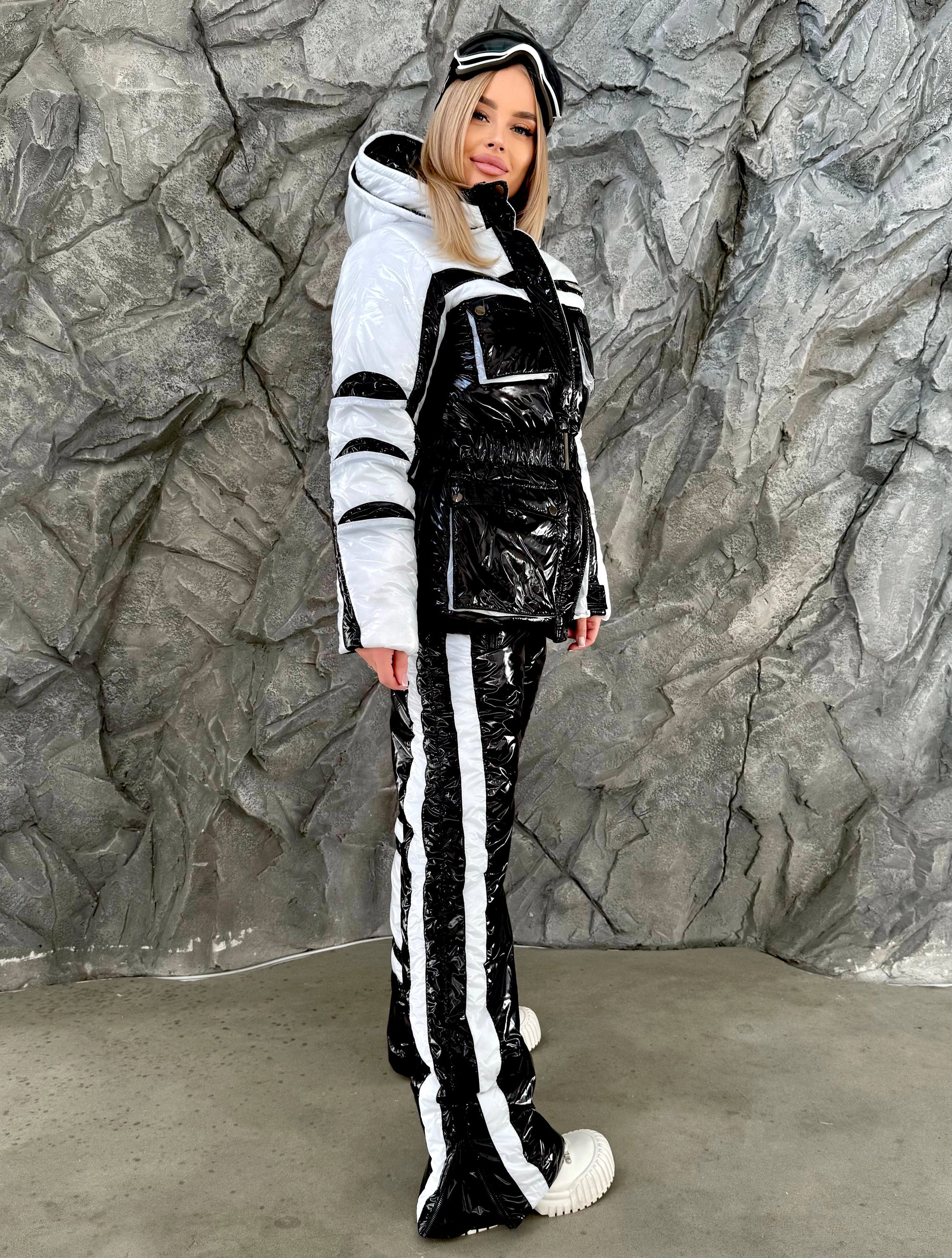 Women’s Ski Suit – One Piece Snow Suit FREYA BLACK GLOSS