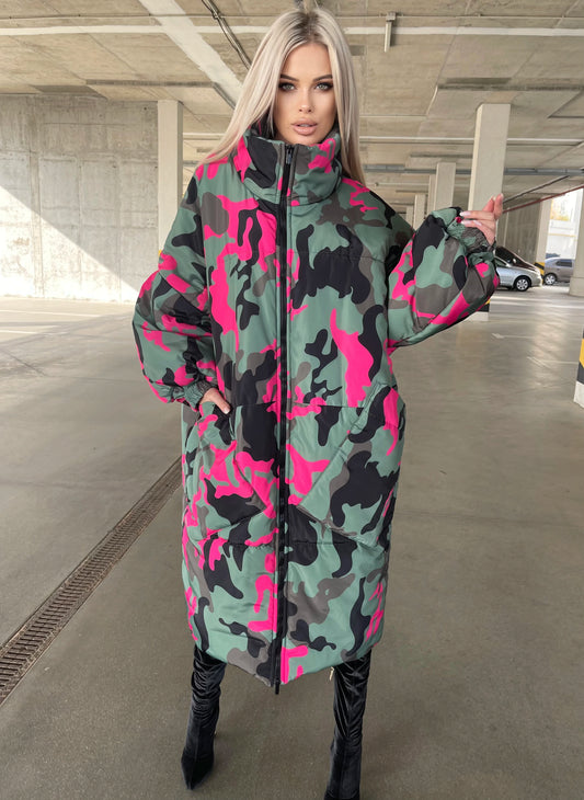 Women’s Oversized Winter Puffer Coat – Vale Camo Queen