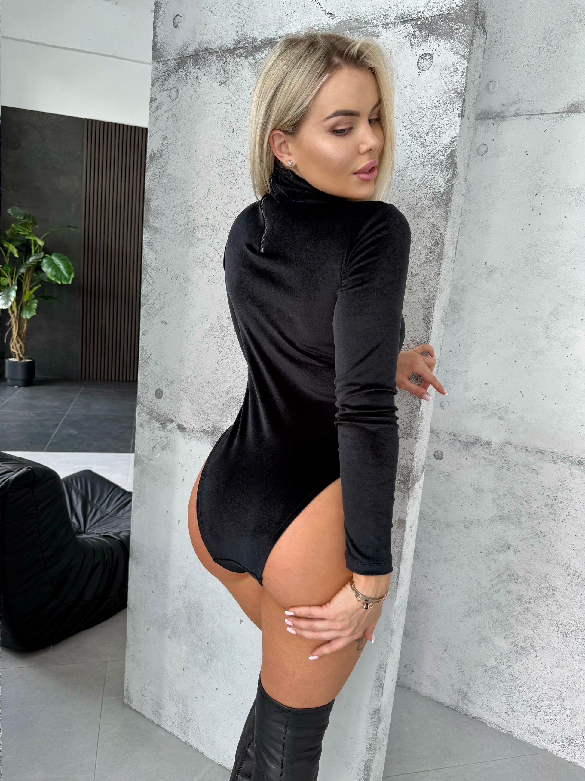 Women’s Bodysuit Angel Black Velour