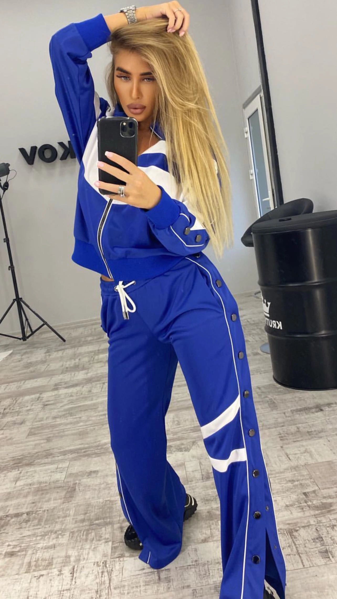 Women’s Retro 90s Tracksuit — Blue Classic