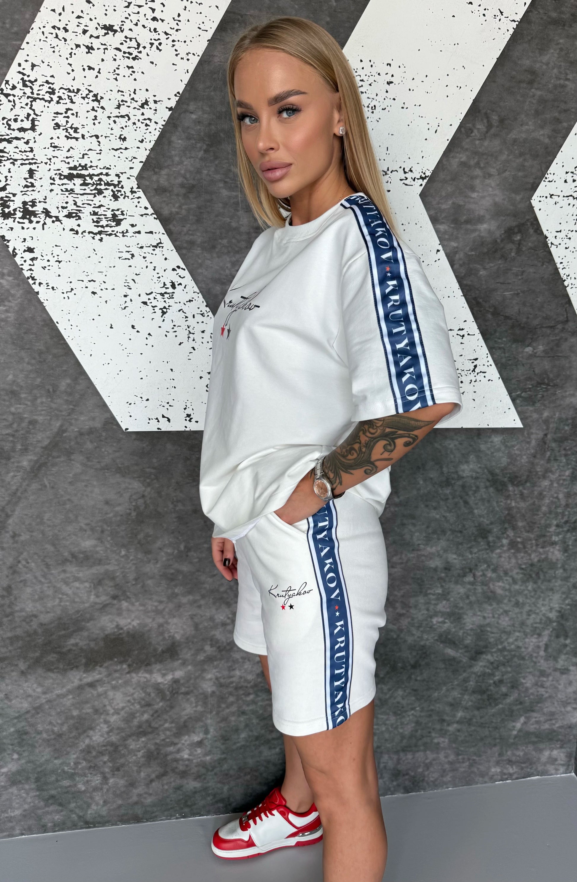 Women’s Summer Set Lenny White