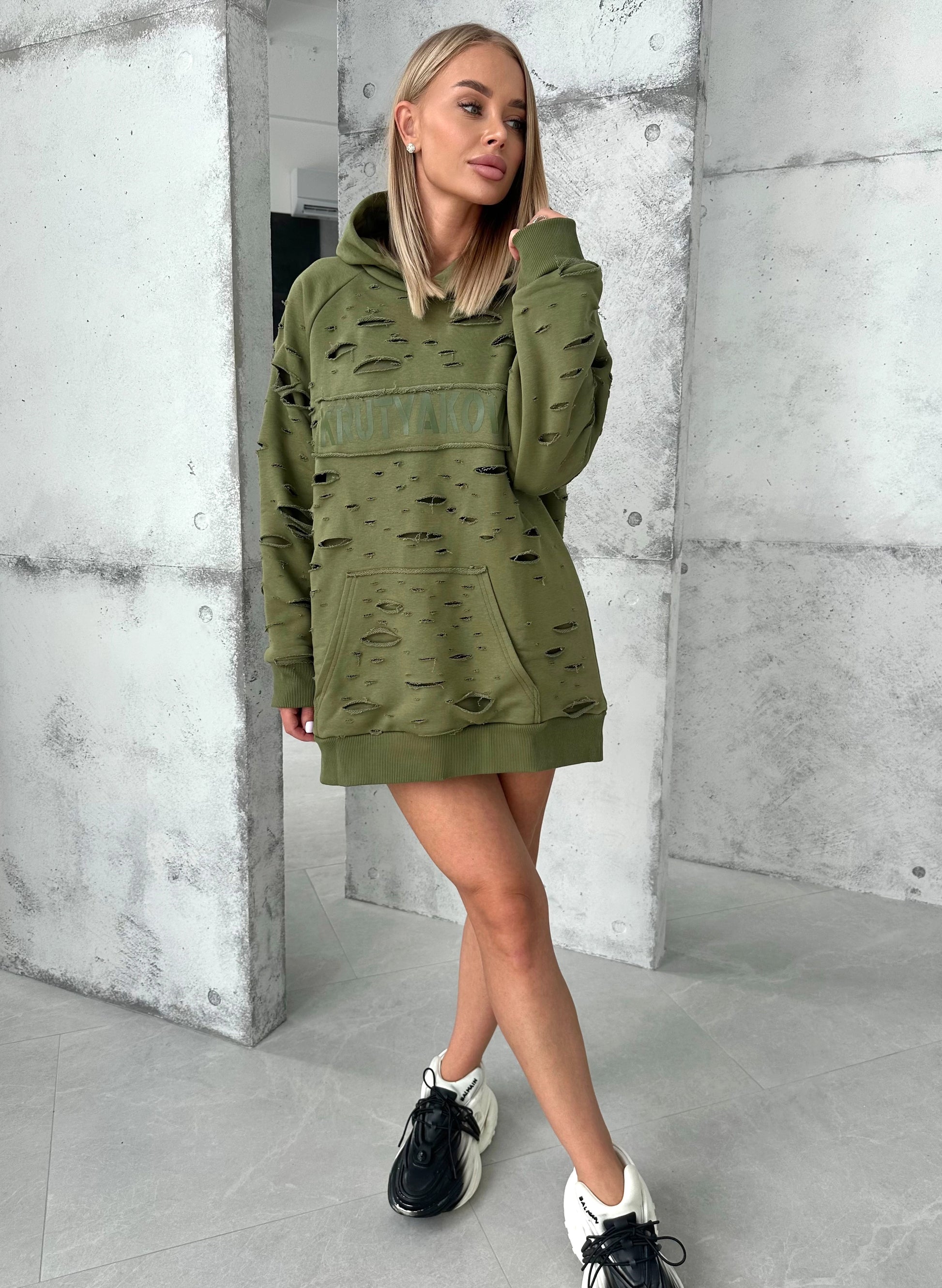 WOMEN’S DESIGNER DISTRESSED LONG HOODIE — OLIVE DESTRA