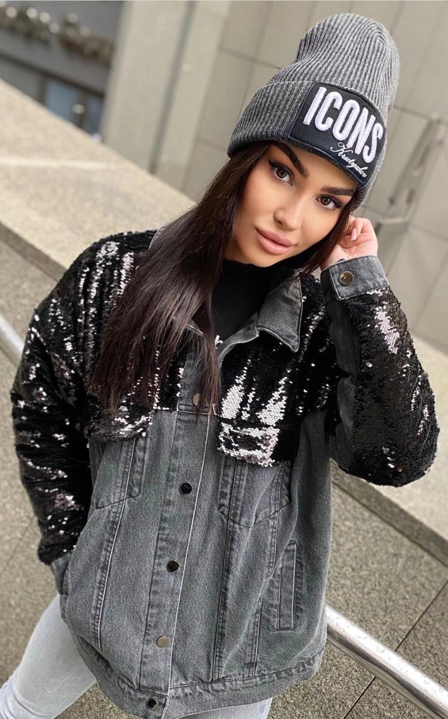 Women’s Beanie Hat Icons 2 – Grey