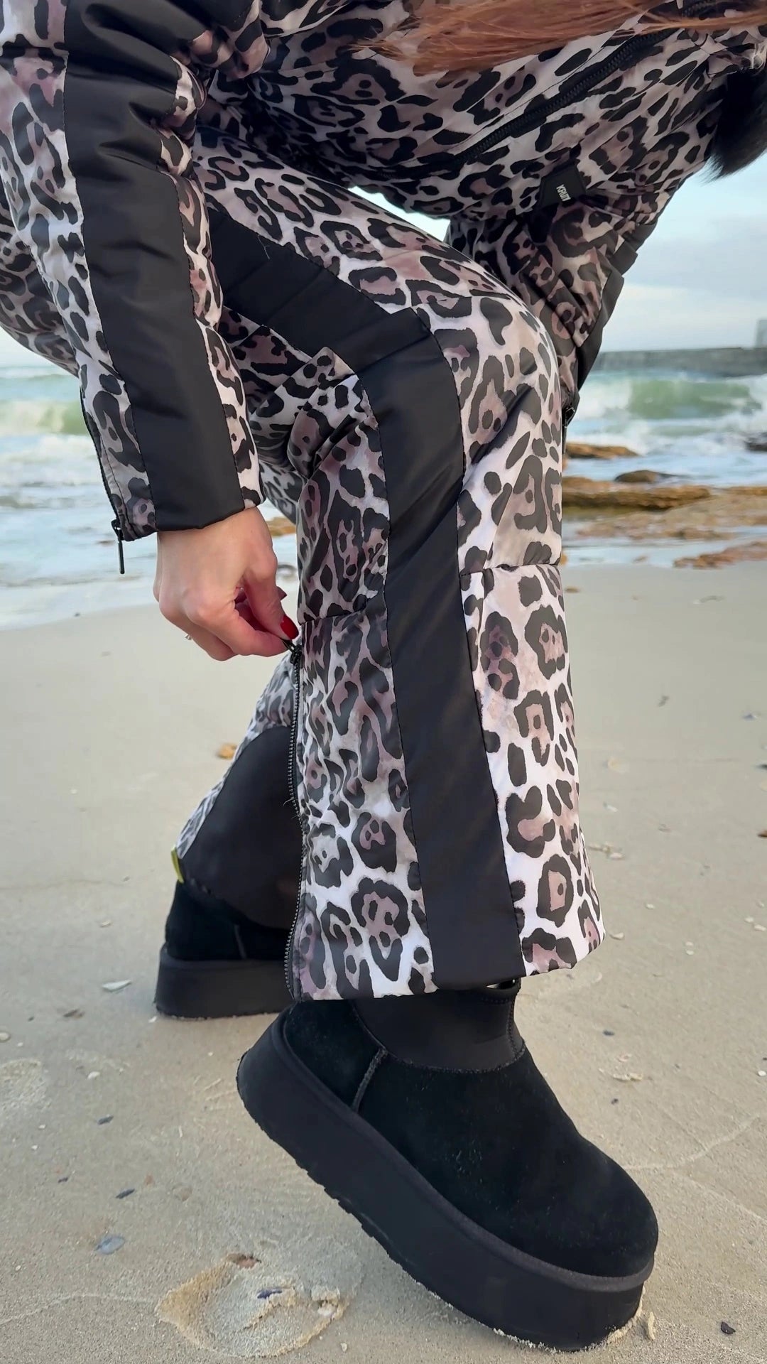 Women’s Ski Suit – One Piece Snow Suit LEO STRIPE