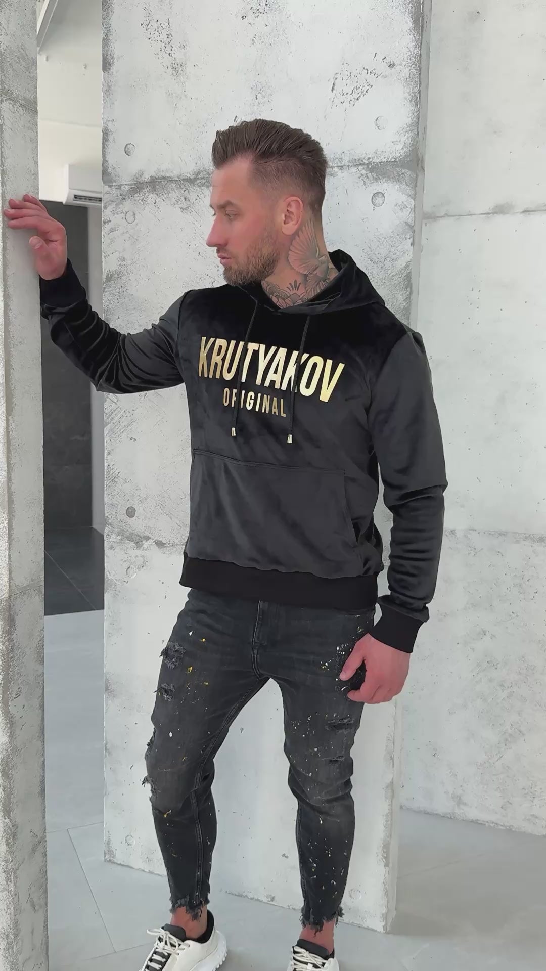 Men’s Hoodie Vela — Black Velour