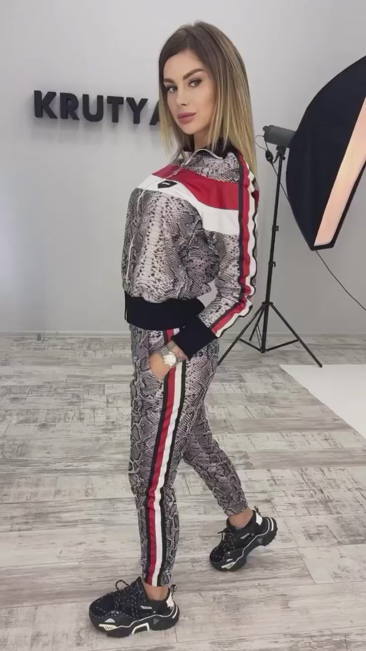 Women’s Printed Designer Tracksuit – Sport Snake