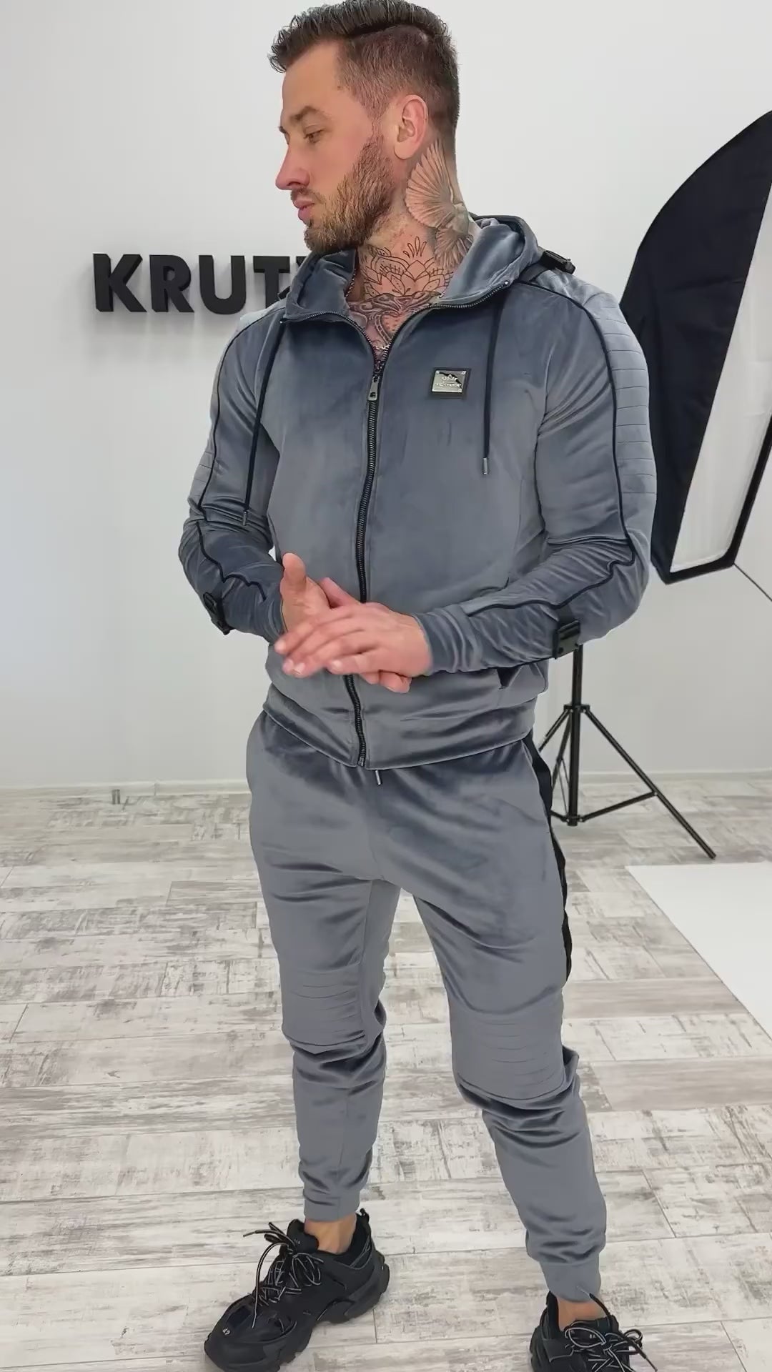 Men’s Tracksuit Tiesto – Grey Velour