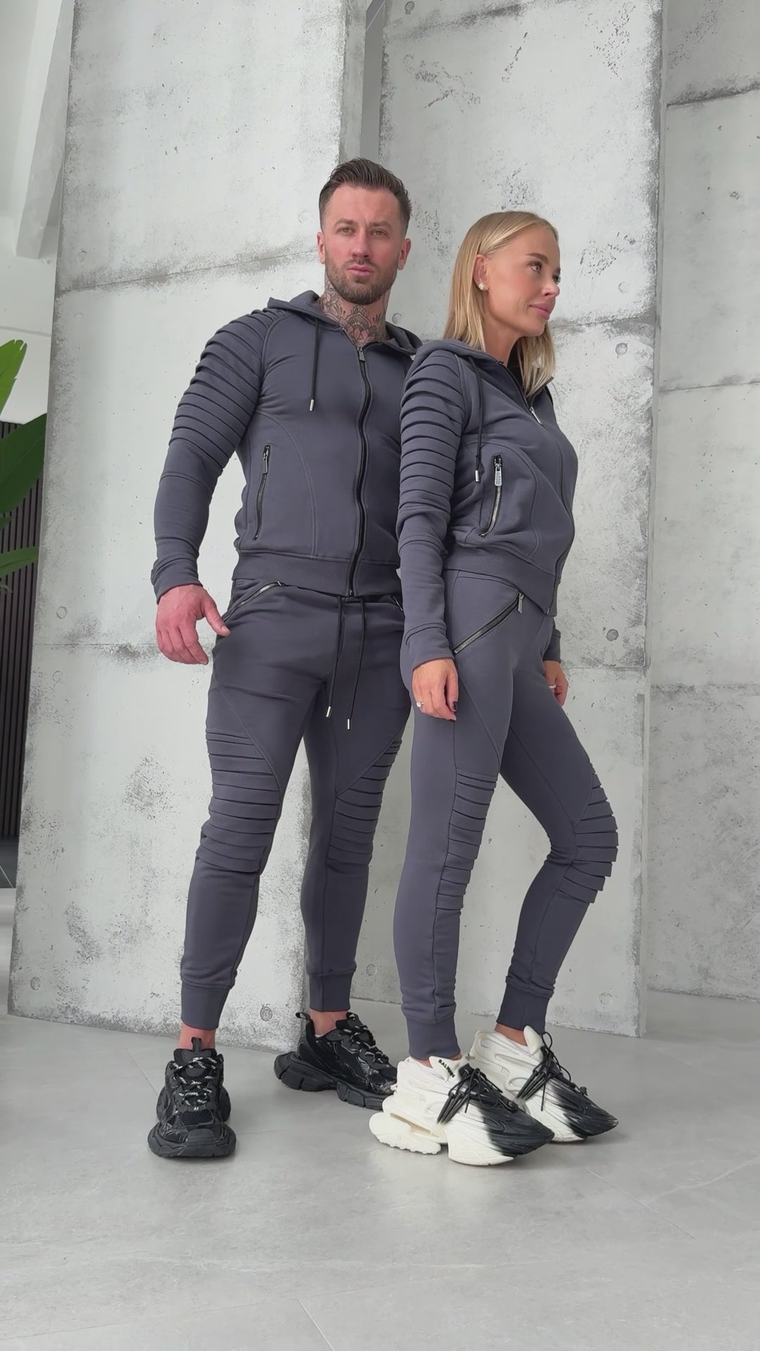COUPLE KNIT TRACKSUITS RELIEF – GRAPHITE