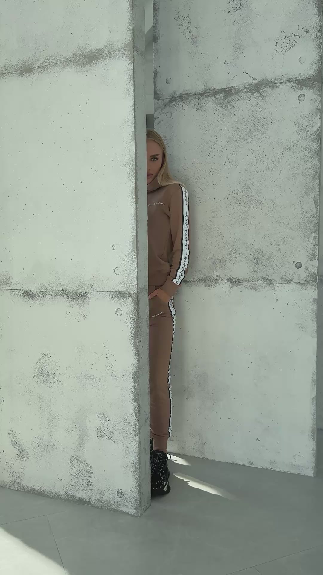 Women’s Knit Tracksuit — Stripes Beige