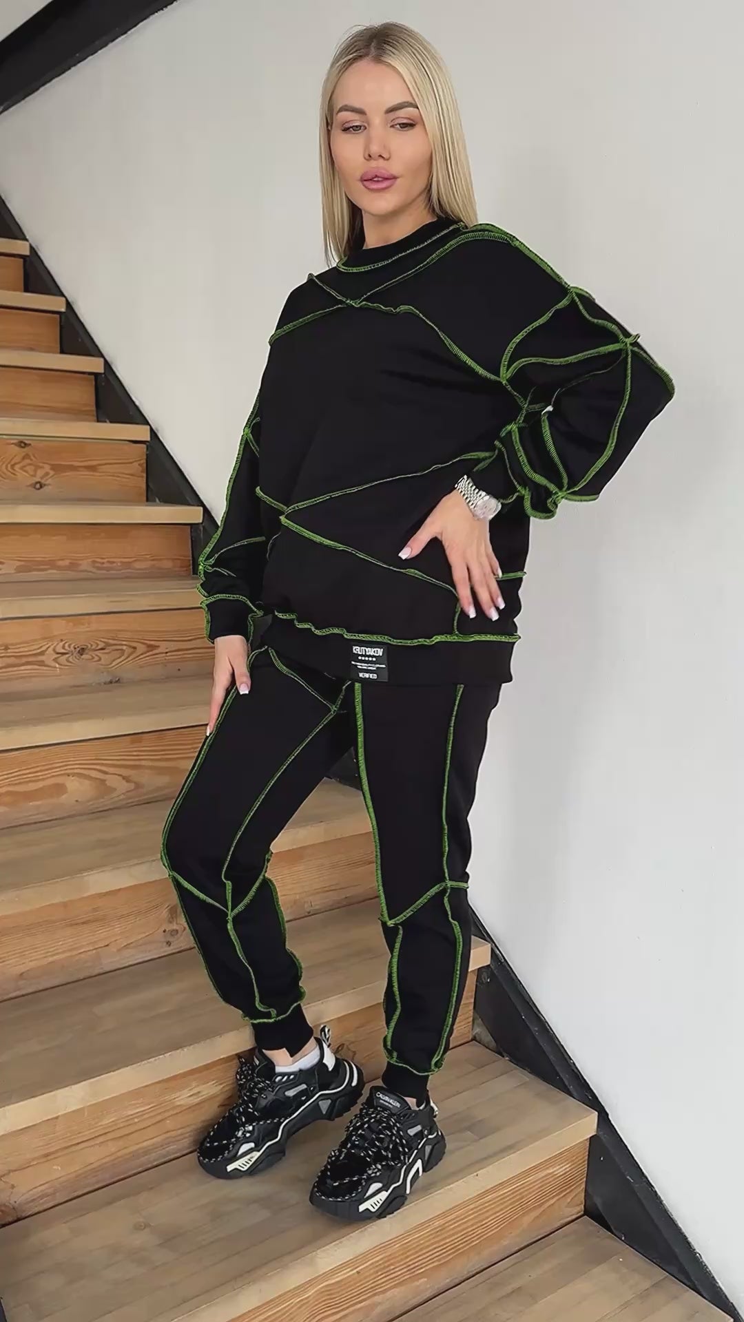 Women’s Reverse Seam Tracksuit – Inva Black