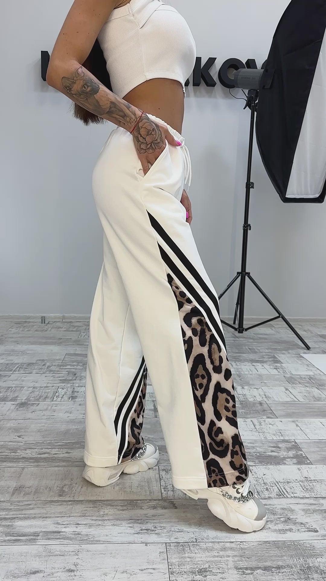 Women’s Leonia Wide-Leg Trousers Leopard Panel — White