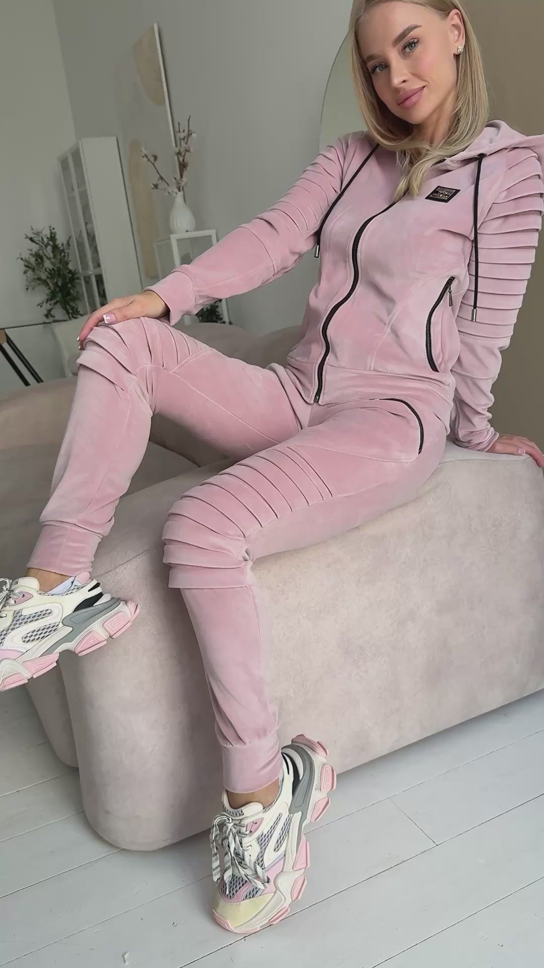 Women’s Velour Tracksuit – Relief Pink