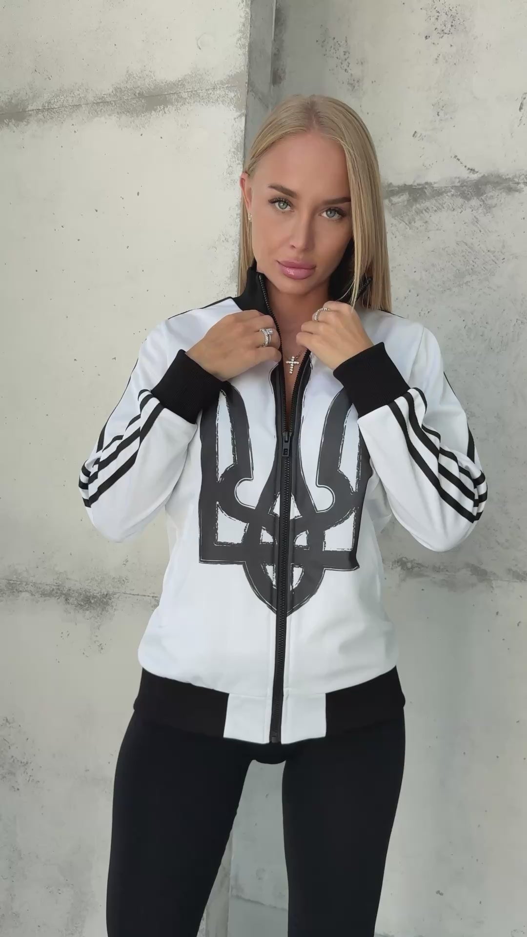 WOMEN’S OLYMPIAN SWEATSHIRT — UKR EMBLEM WHITE