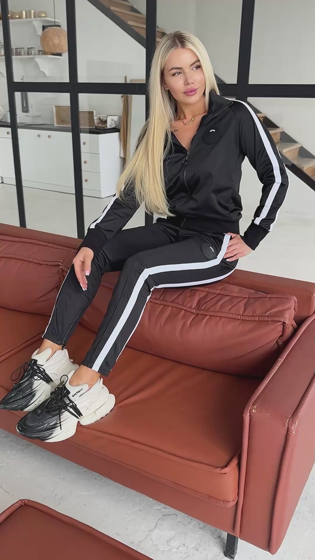 Women’s Sport Tracksuit – Oblivion Black