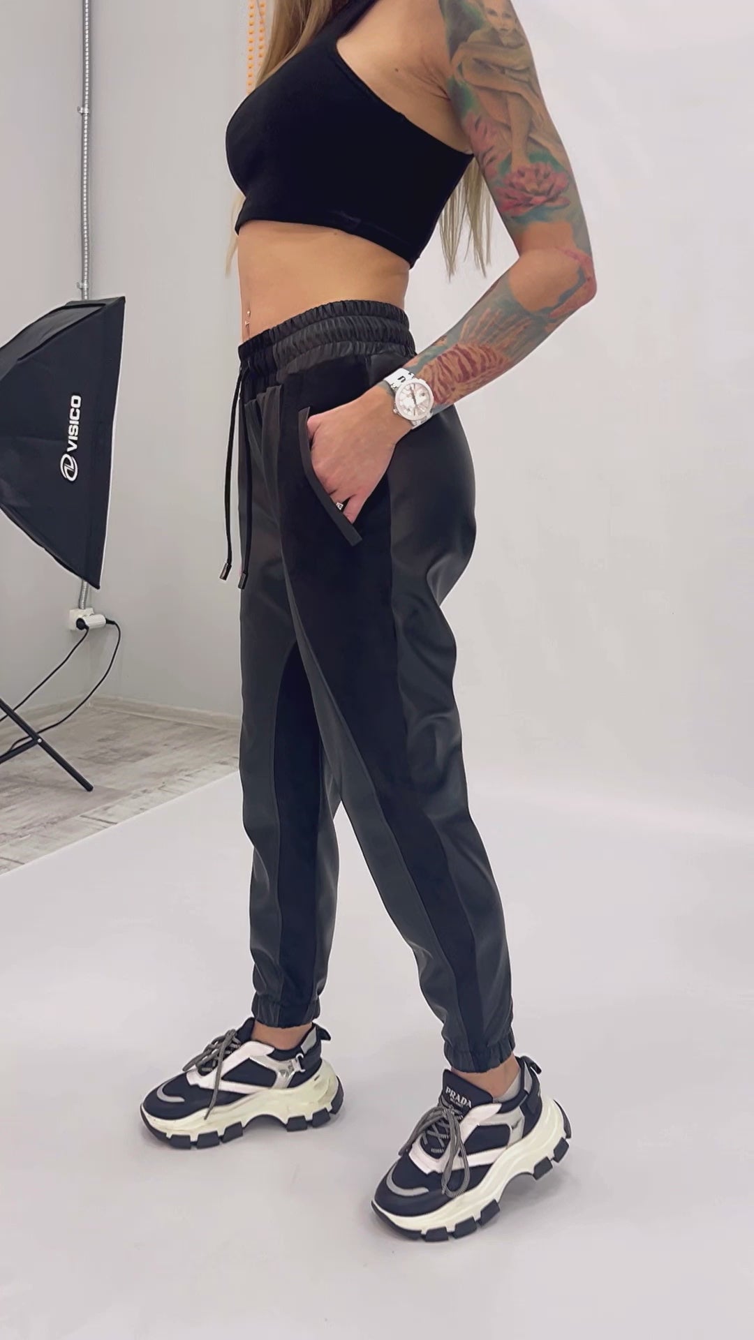 Women’s Faux-Leather Joggers Lessi Black