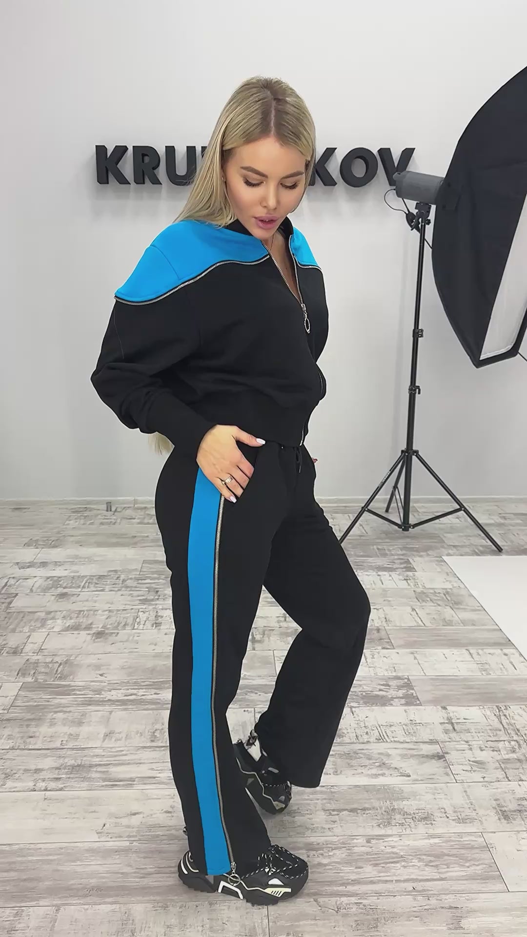 Women’s Knit Tracksuit with Zippers – Dana