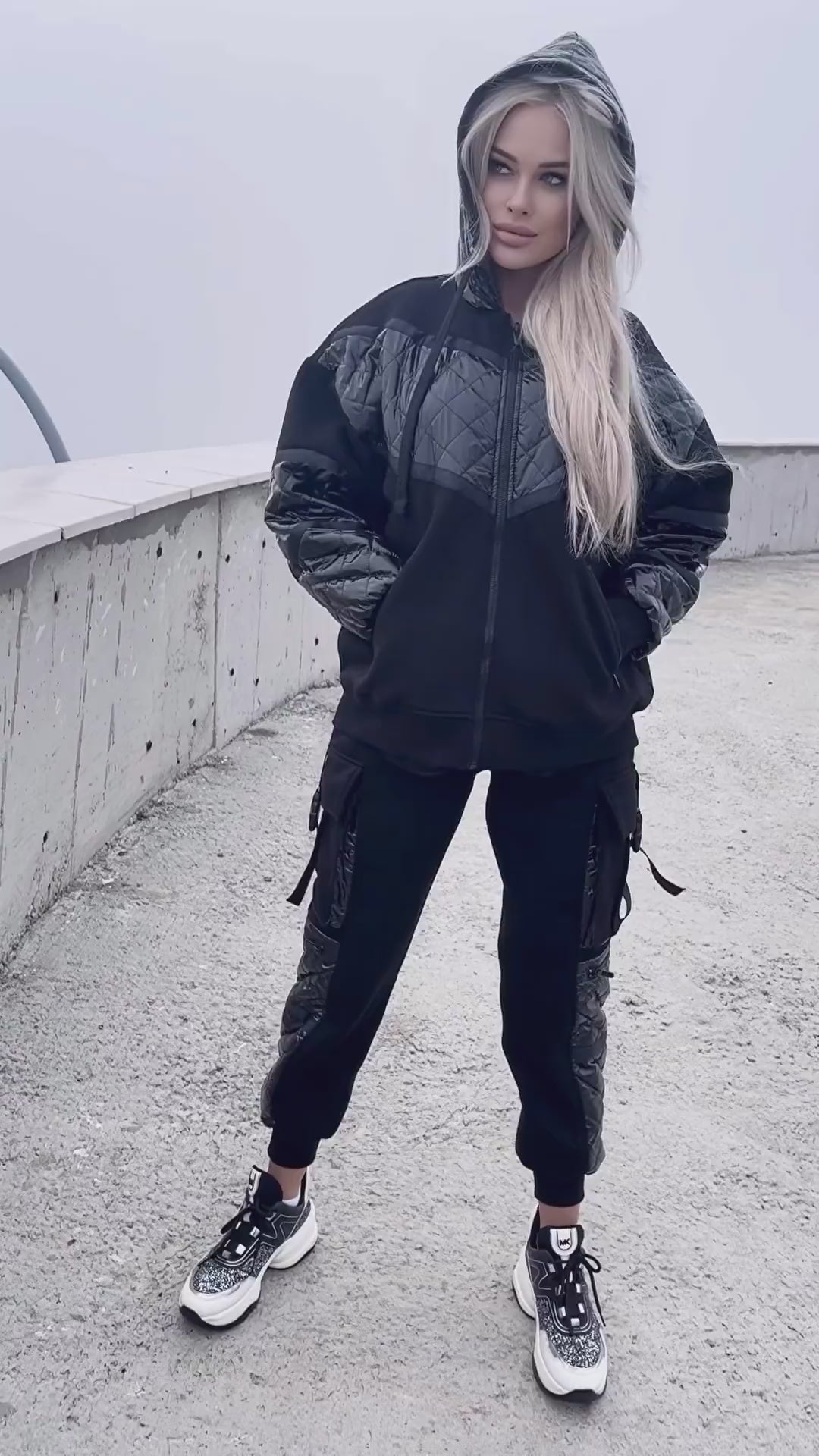 Women’s Warm Tracksuit – Salma Black