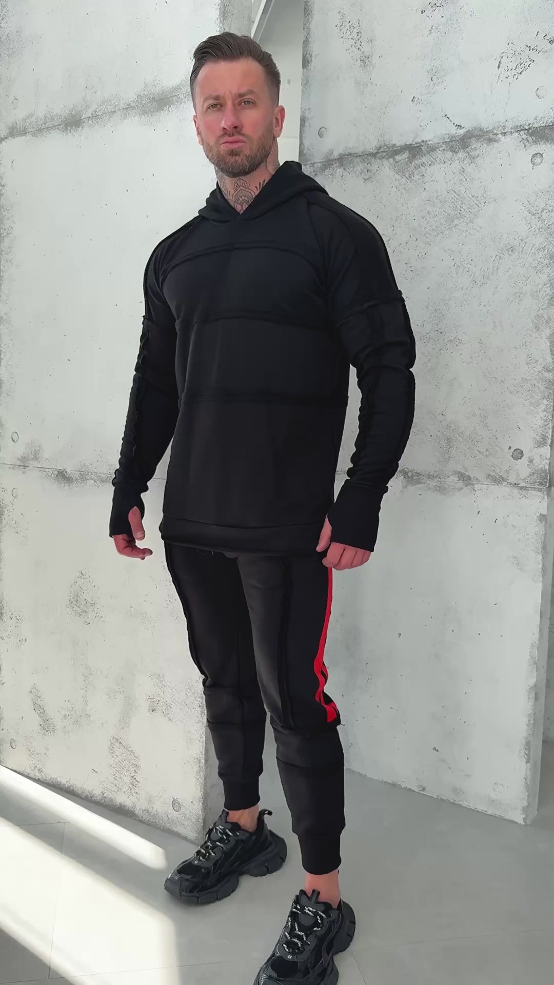 Men’s Tracksuit Hardy – Black / Red Stripe