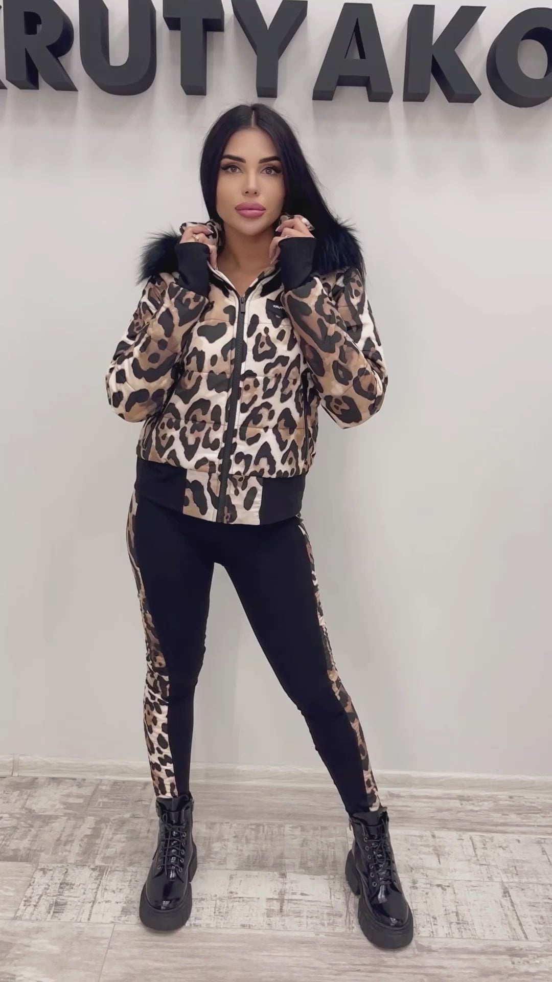 Women’s 2-Piece Winter Snow Set – Dolce Leo