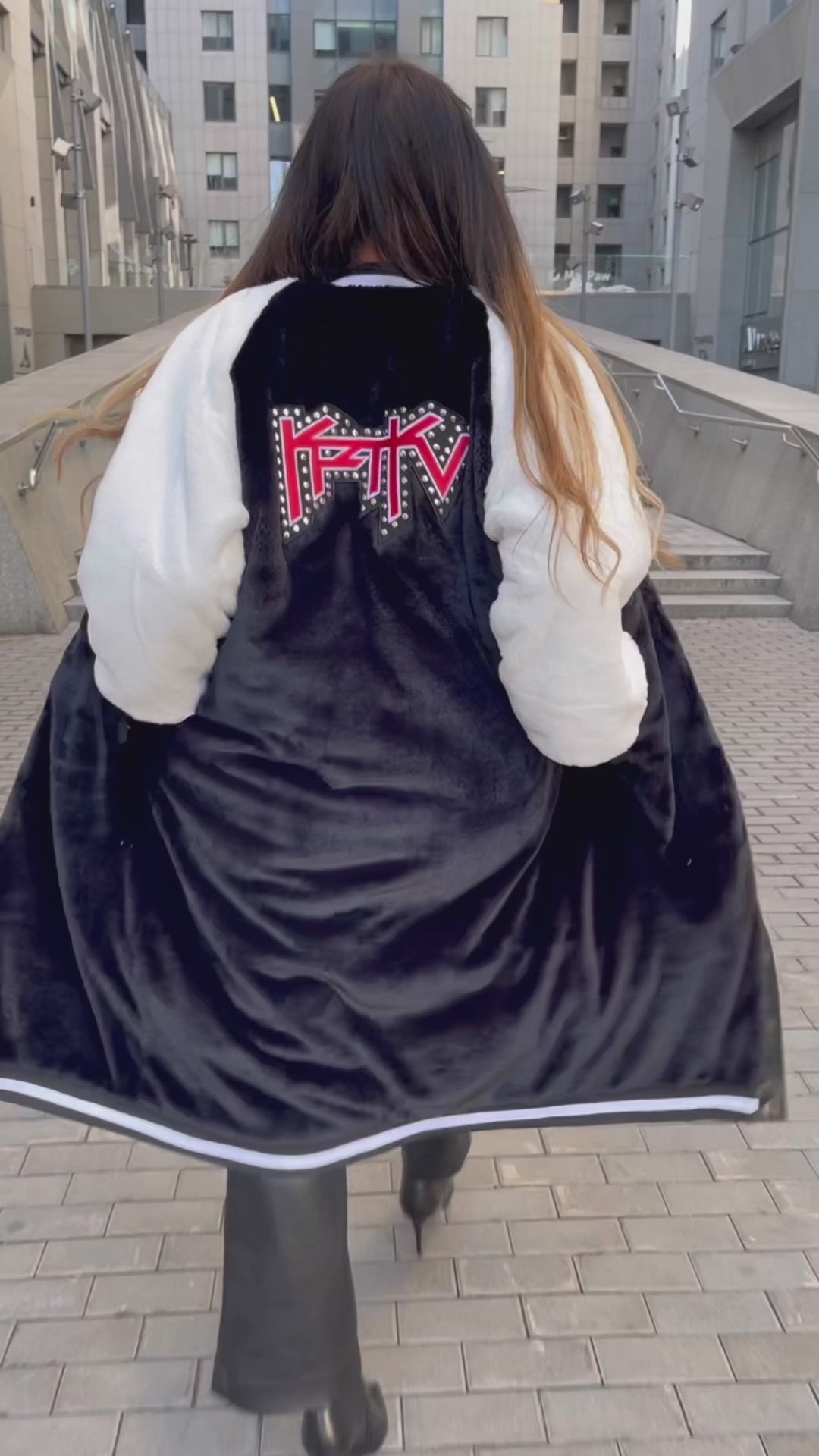 WOMEN’S SPORT-CHIC ECO FUR COAT IMPREZA — BLACK/WHITE